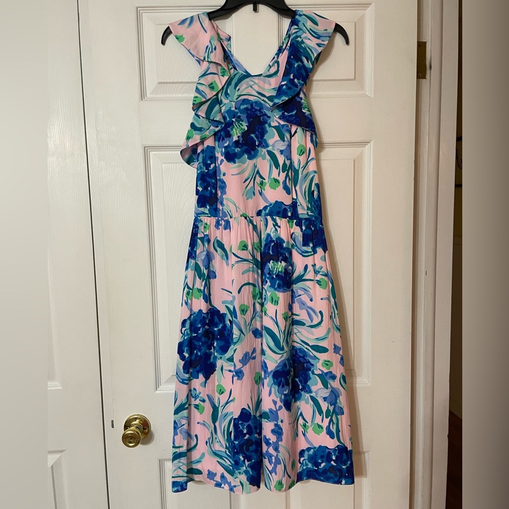 Women’s dress